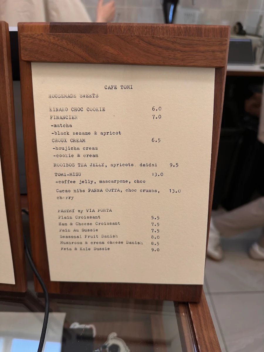 Menu, Cafe Tomi