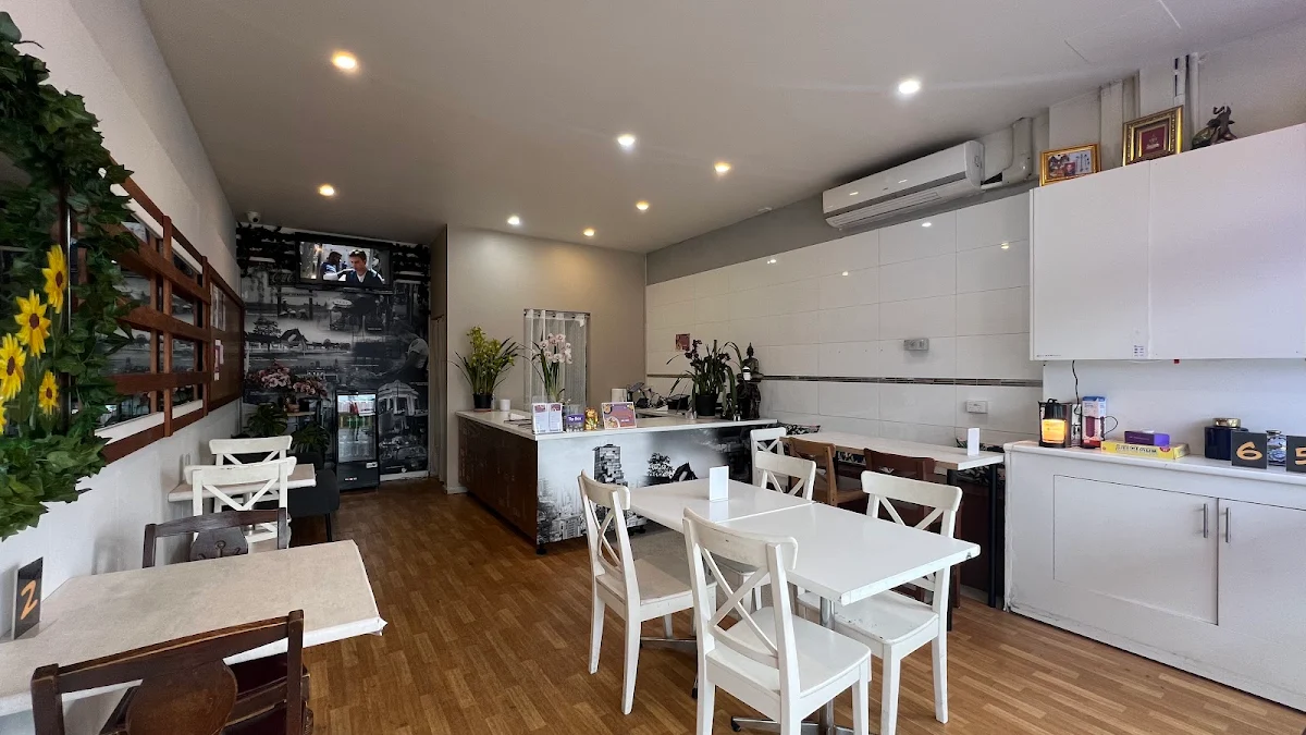 Vibe, Leks Thai Restaurant