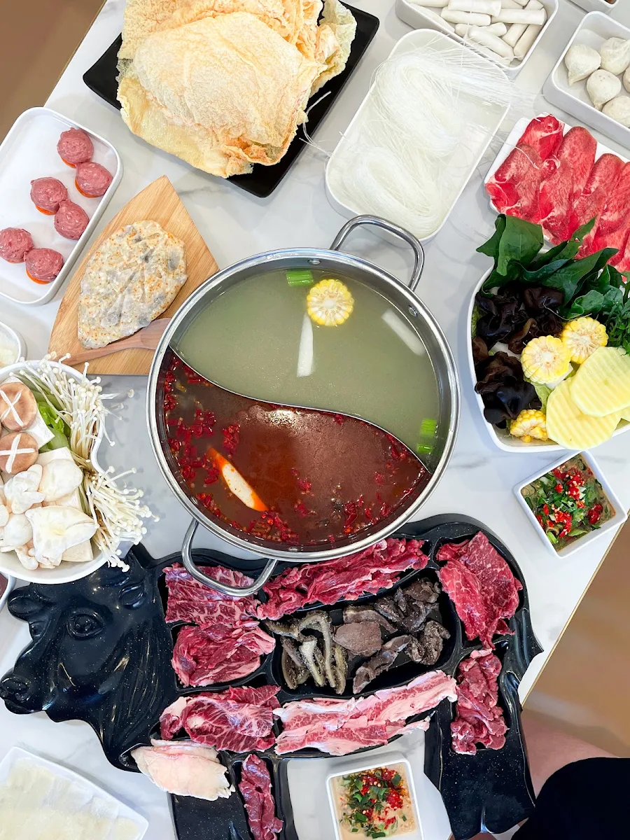 Food & drink, Fresh Beef Hotpot (Buffet - All You Can Eat) 鲜潮汕牛肉火锅自助