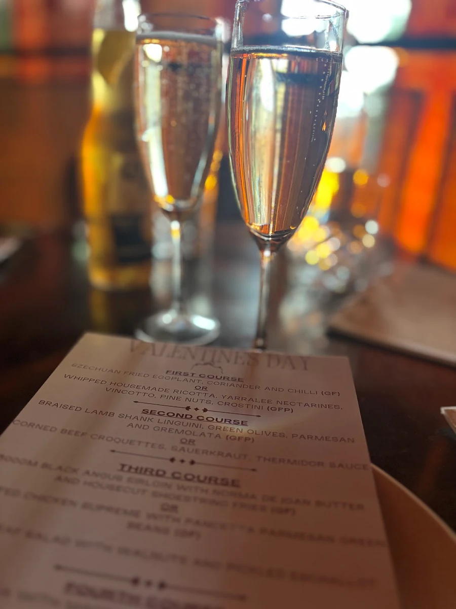Menu, Norma Joan