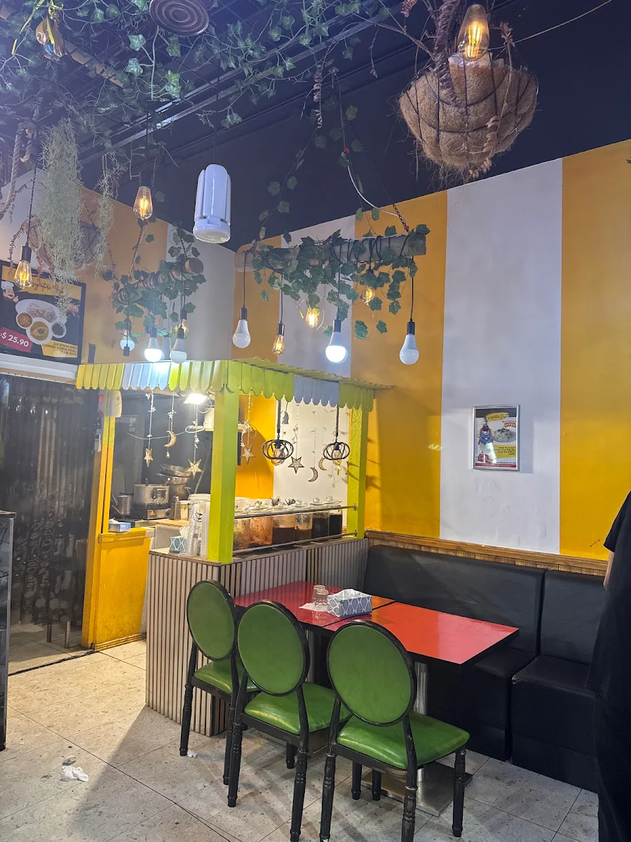 Vibe, Grameen Restaurant