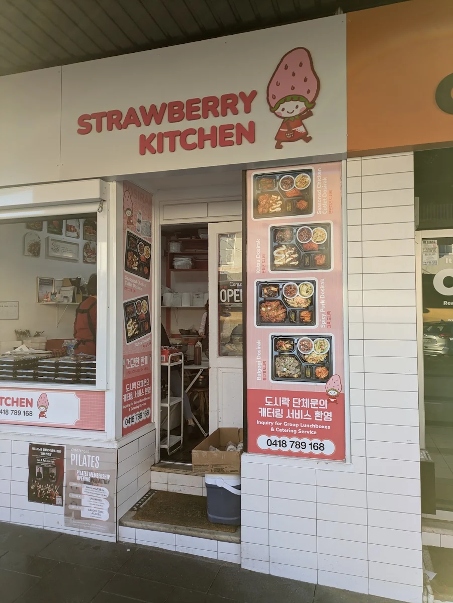 Menu, Strawberry Kitchen Lidcombe