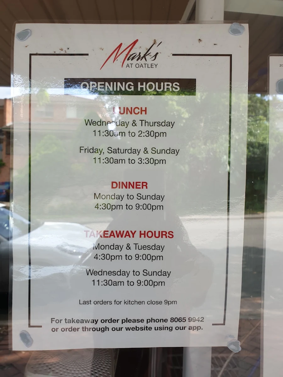Menu, Mark's at Oatley