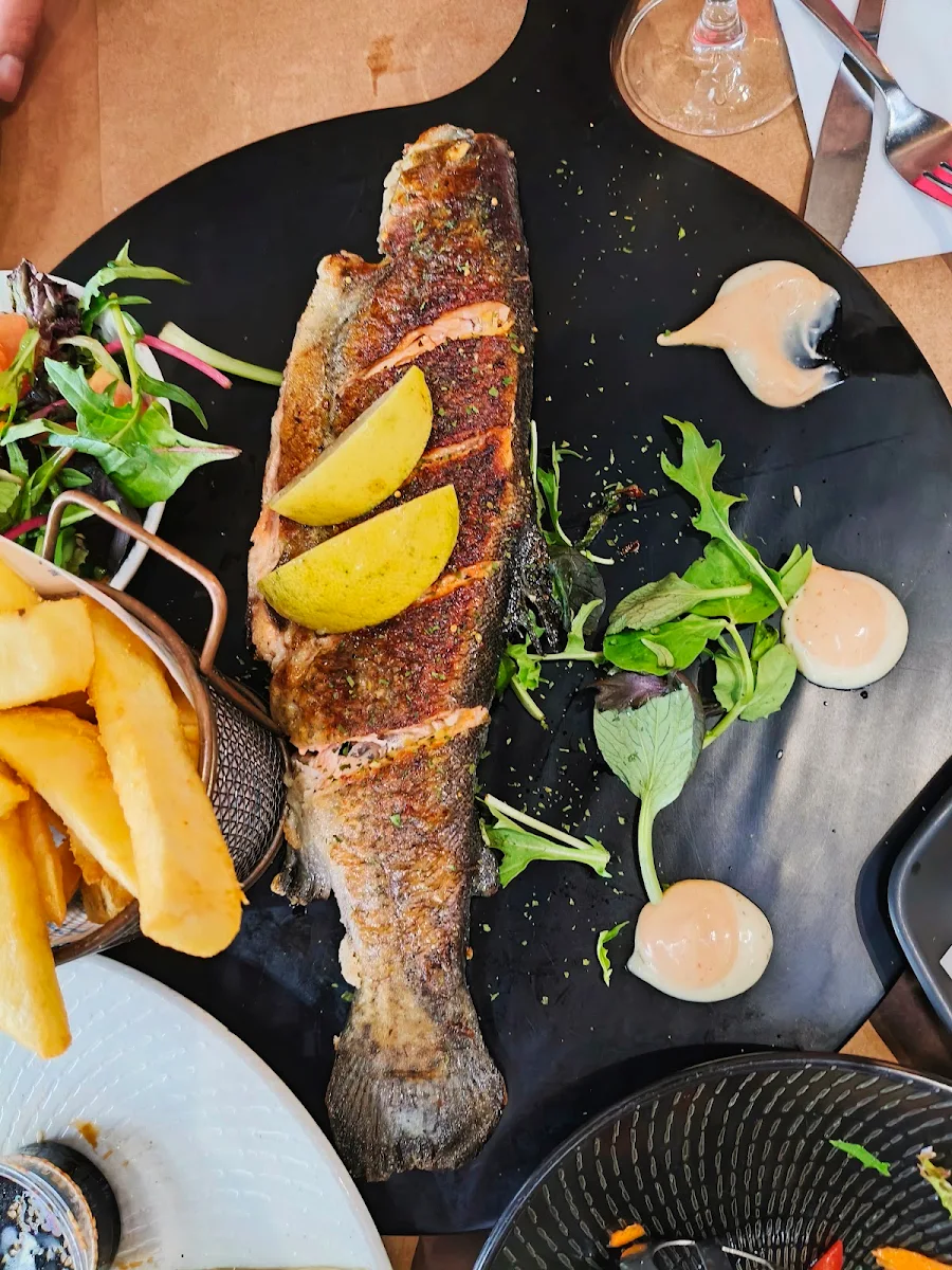 Food & drink, Aces Ocean Foods