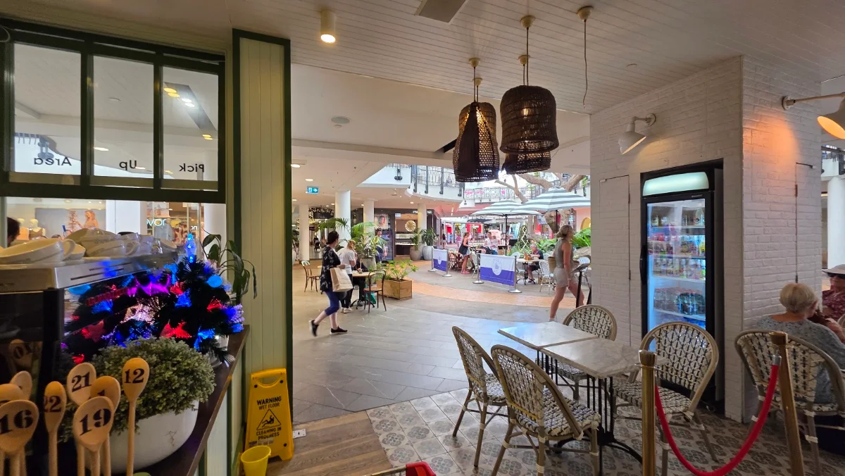 Vibe, Three Beans Warringah Mall