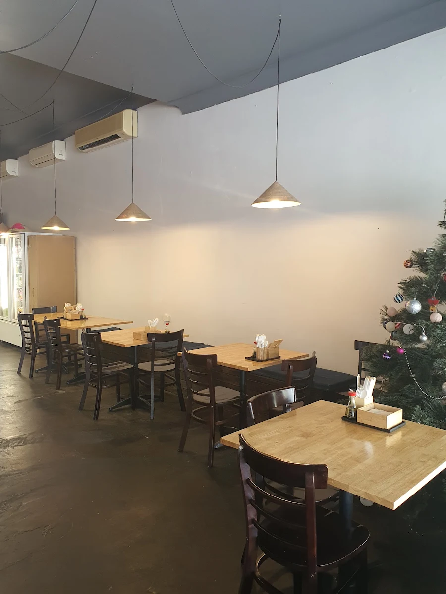 Vibe, Cha’s Korean Kitchen