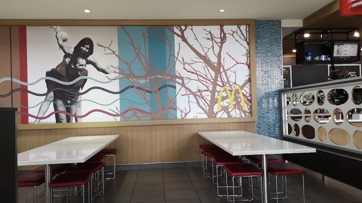 Vibe, McDonald's Pakenham Bypass Outbound
