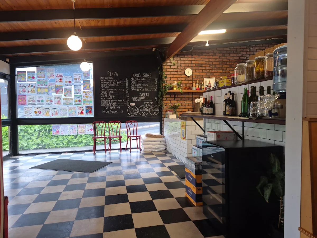 Vibe, Crafers Pizza Bar