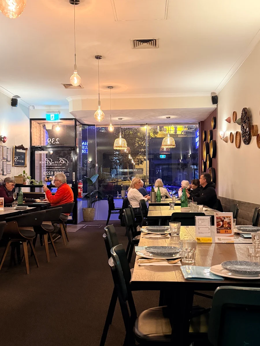 Vibe, Blue River Thai Restaurant