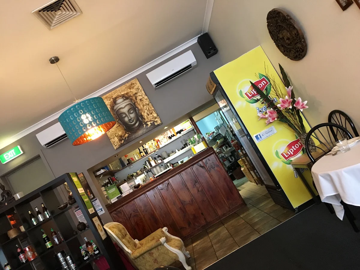 Vibe, Blue River Thai Restaurant