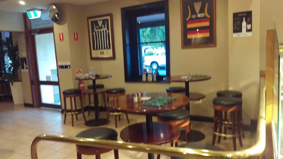 Vibe, Old Noarlunga Hotel