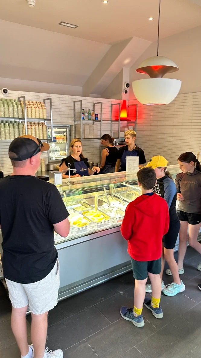 Vibe, Massimo's Gelateria