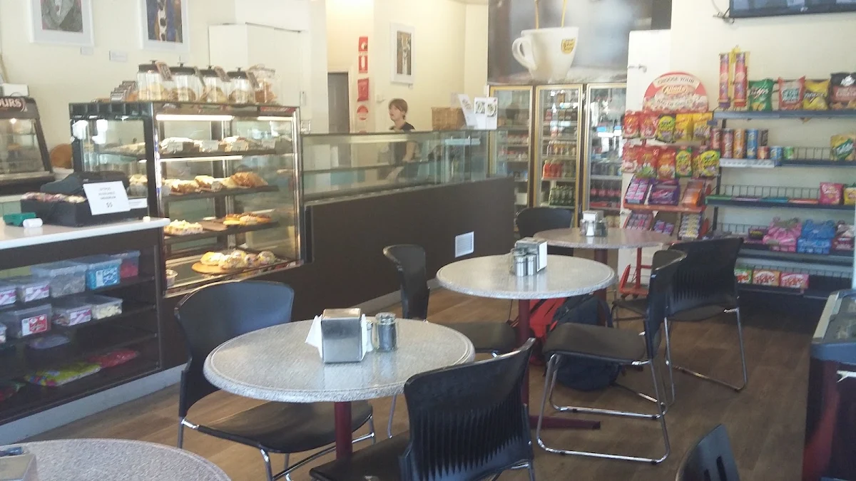Vibe, Ransom's Cafe