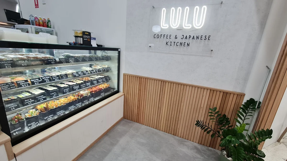 Vibe, LULU COFFEE & JAPANESE KITCHEN URANGAN
