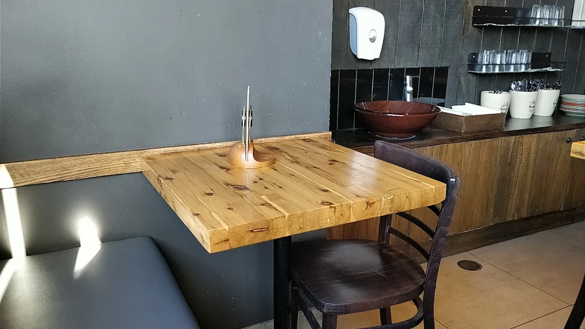 Vibe, Nando's Bunbury