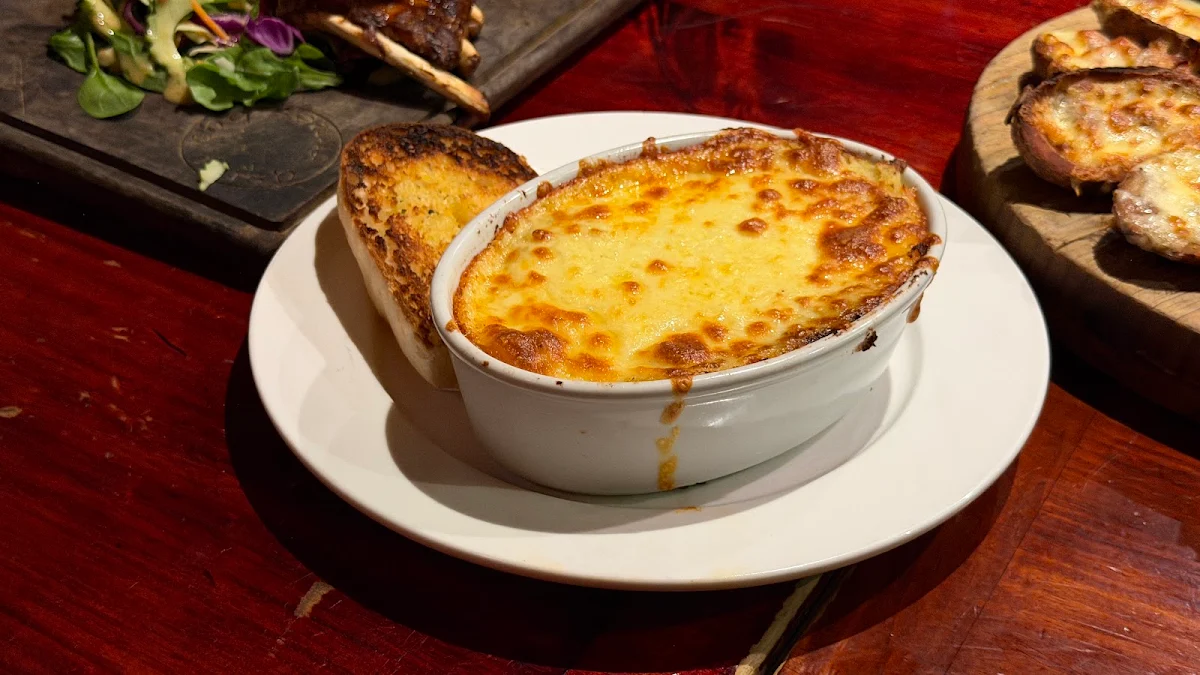 Food & drink, The Irish Times Pub