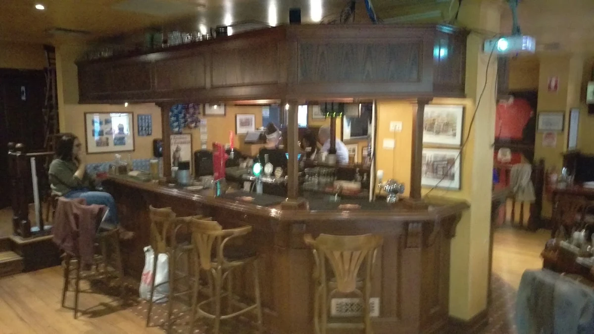 Vibe, The Irish Times Pub