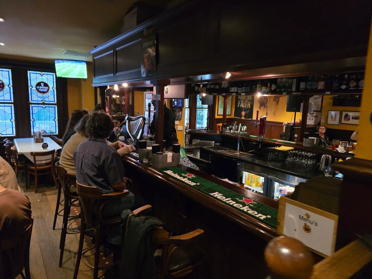 Vibe, The Irish Times Pub