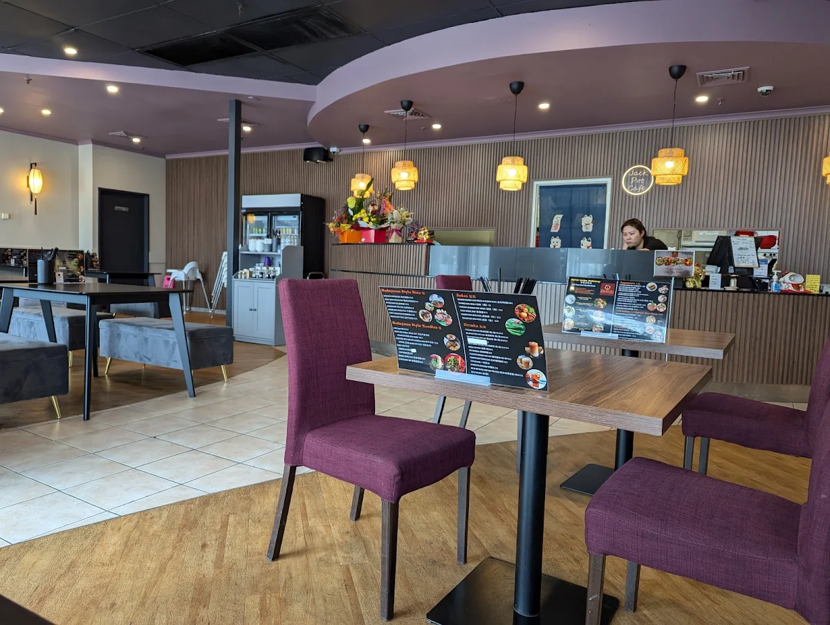Vibe, Jack Pot Cafe