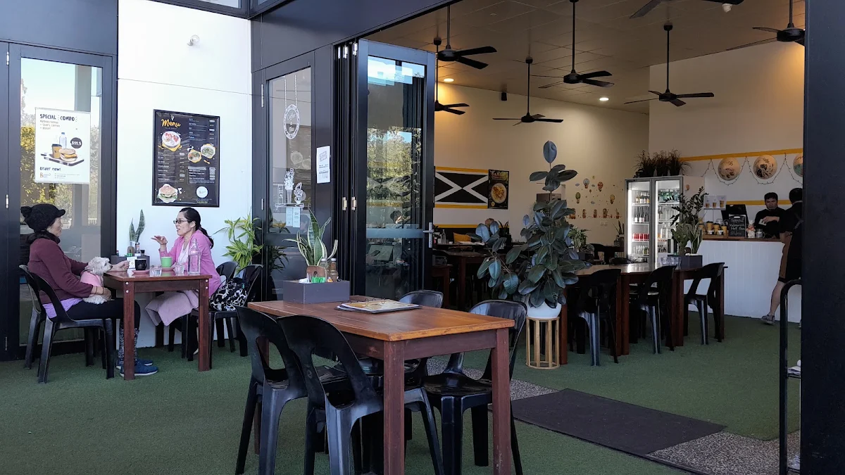 Vibe, BizziBee Cafe