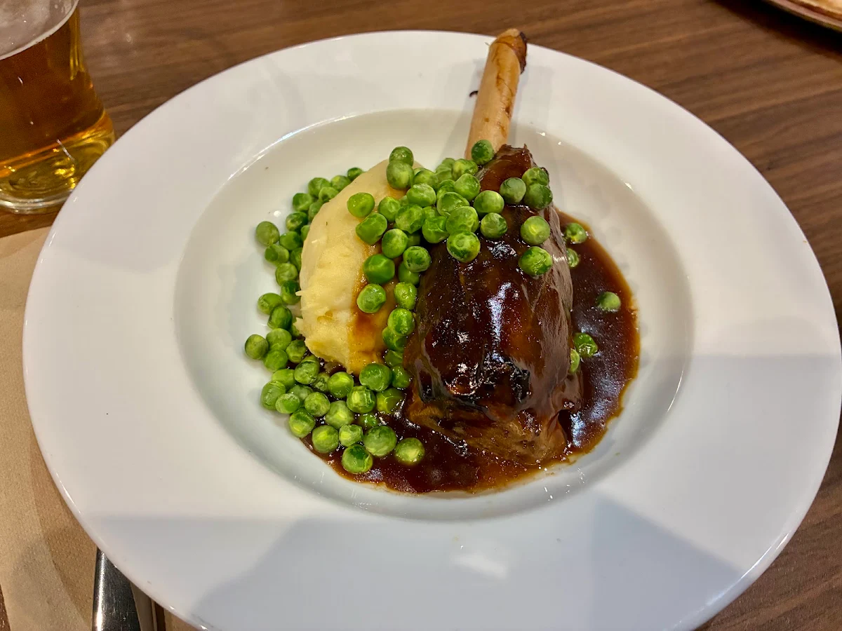 Food & drink, Lloyd's Bistro Lidcombe