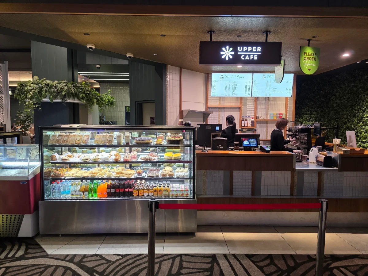 Vibe, Lloyd's Bistro Lidcombe