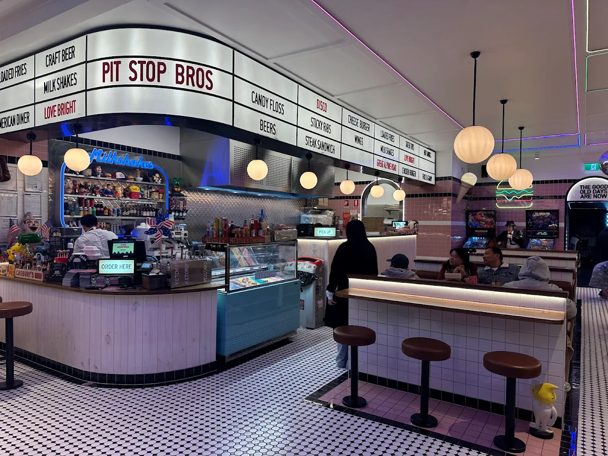 Vibe, Pit Stop Bright
