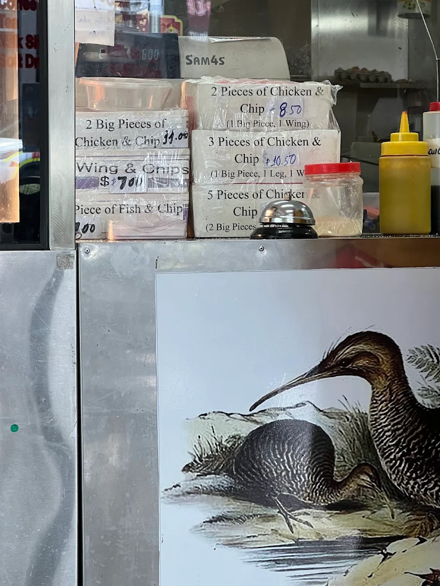 Menu, Kiwi Pie & Fried Chicken