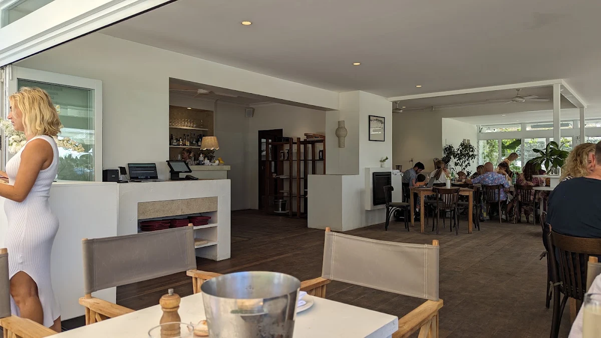 Vibe, Dunes Palm Beach