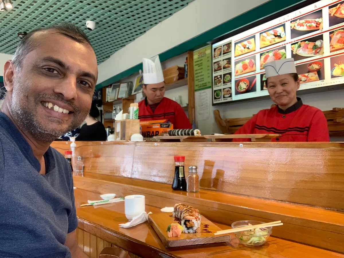 Vibe, Dong Hae Sushi Bar