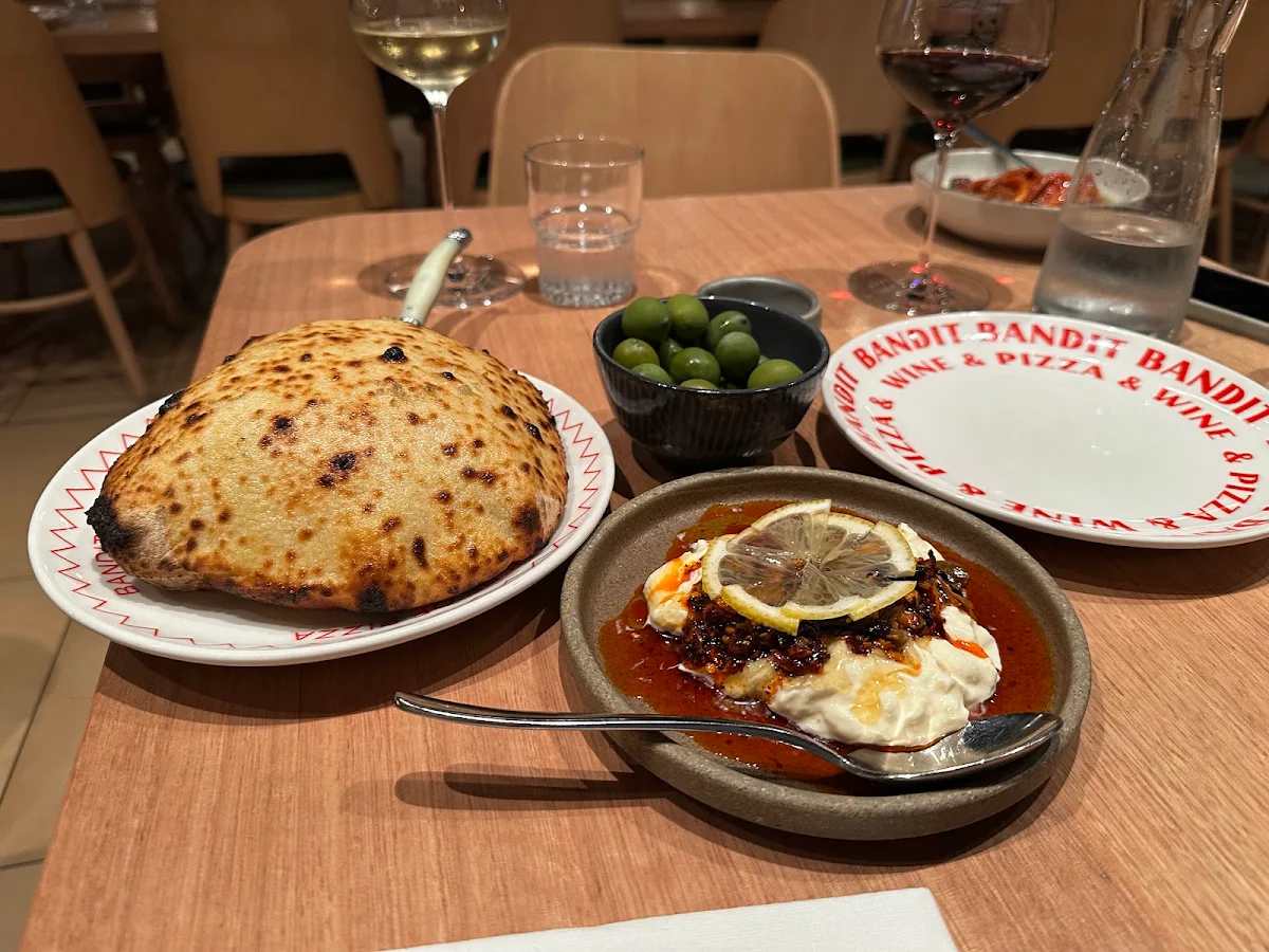 Food & drink, Bandit Pizza and Wine