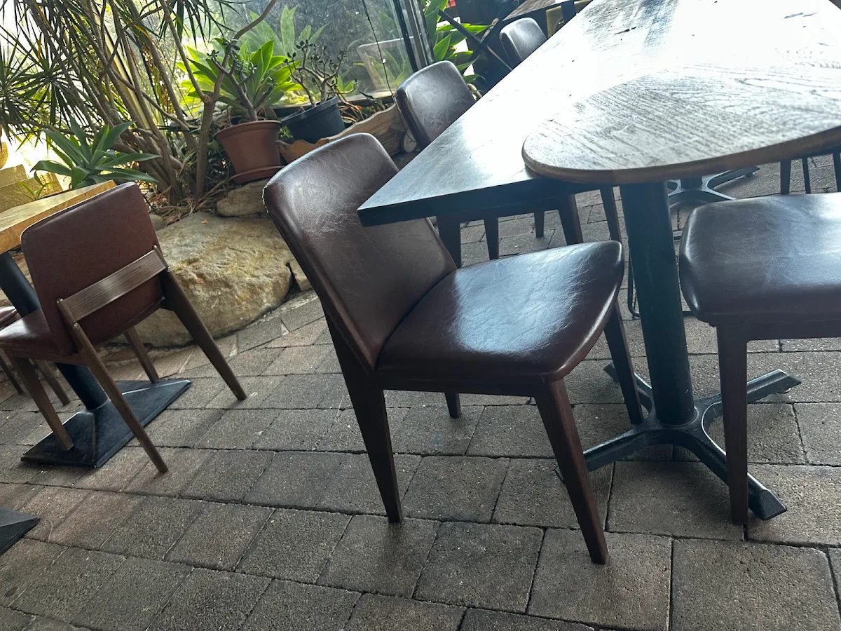 Vibe, PMC Persian Restaurant & Cafe