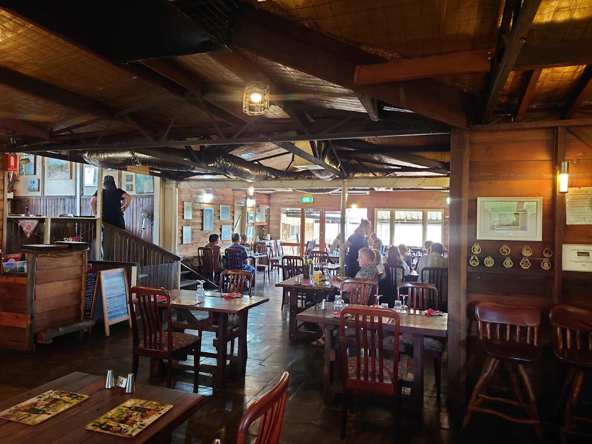 Vibe, Stringybark Cottage Winery & Restaurant