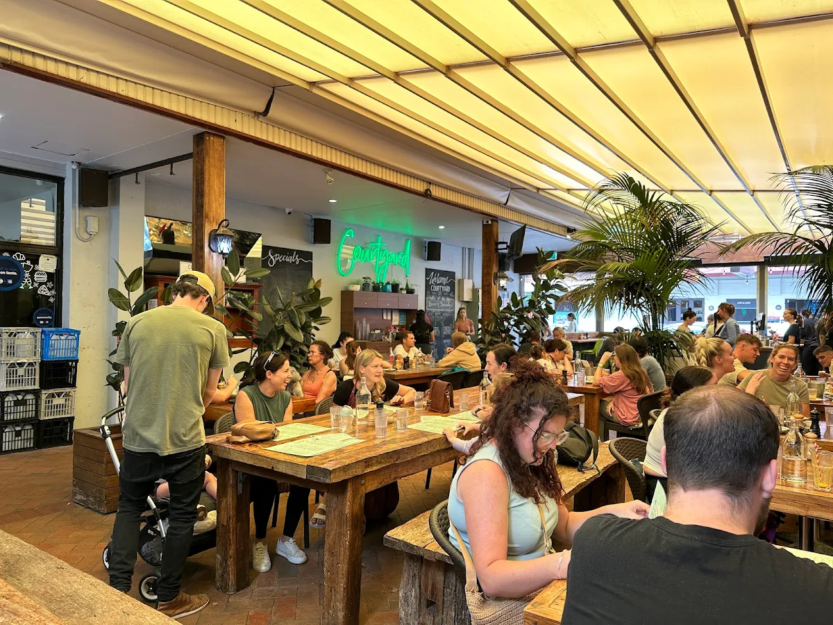 Vibe, Coogee Courtyard