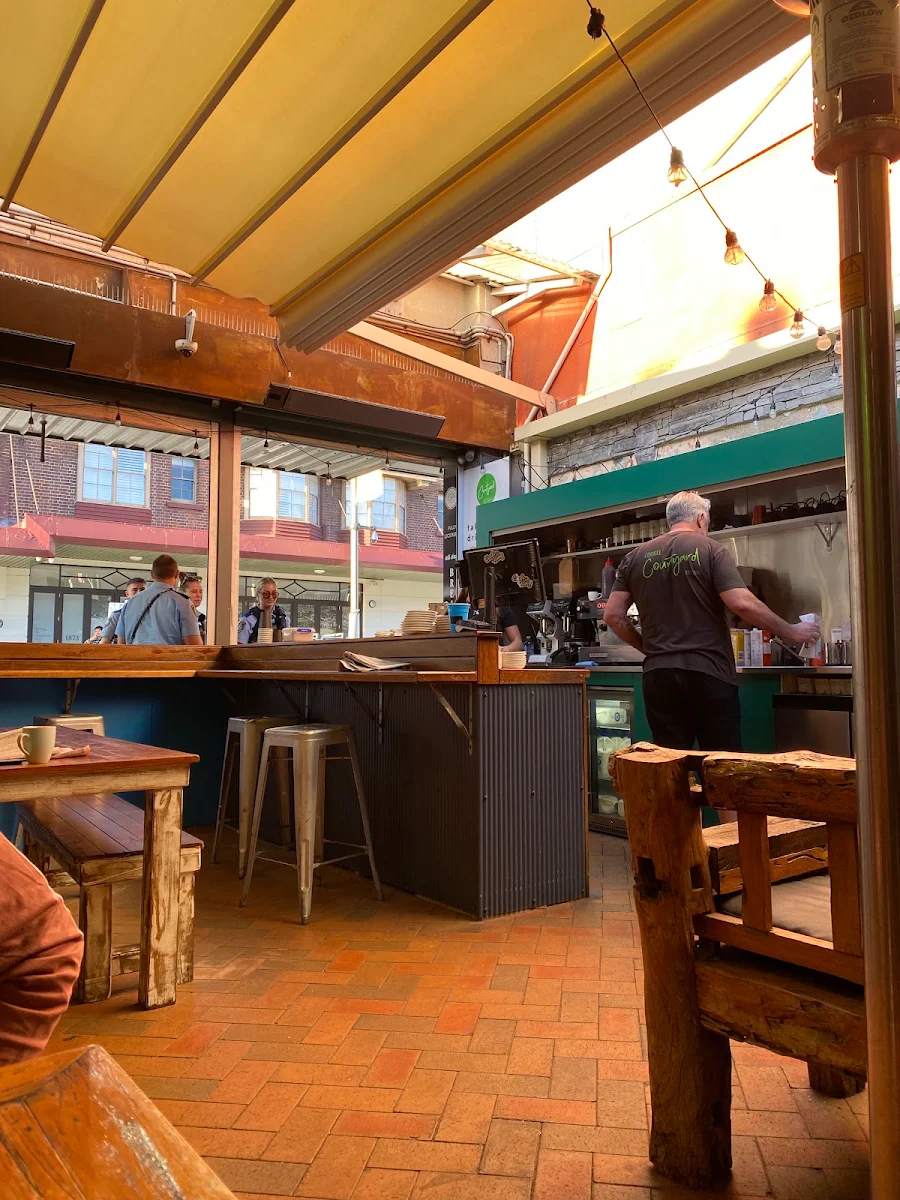 Vibe, Coogee Courtyard
