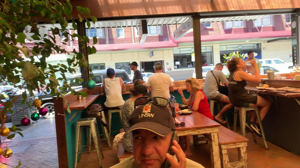 Vibe, Coogee Courtyard