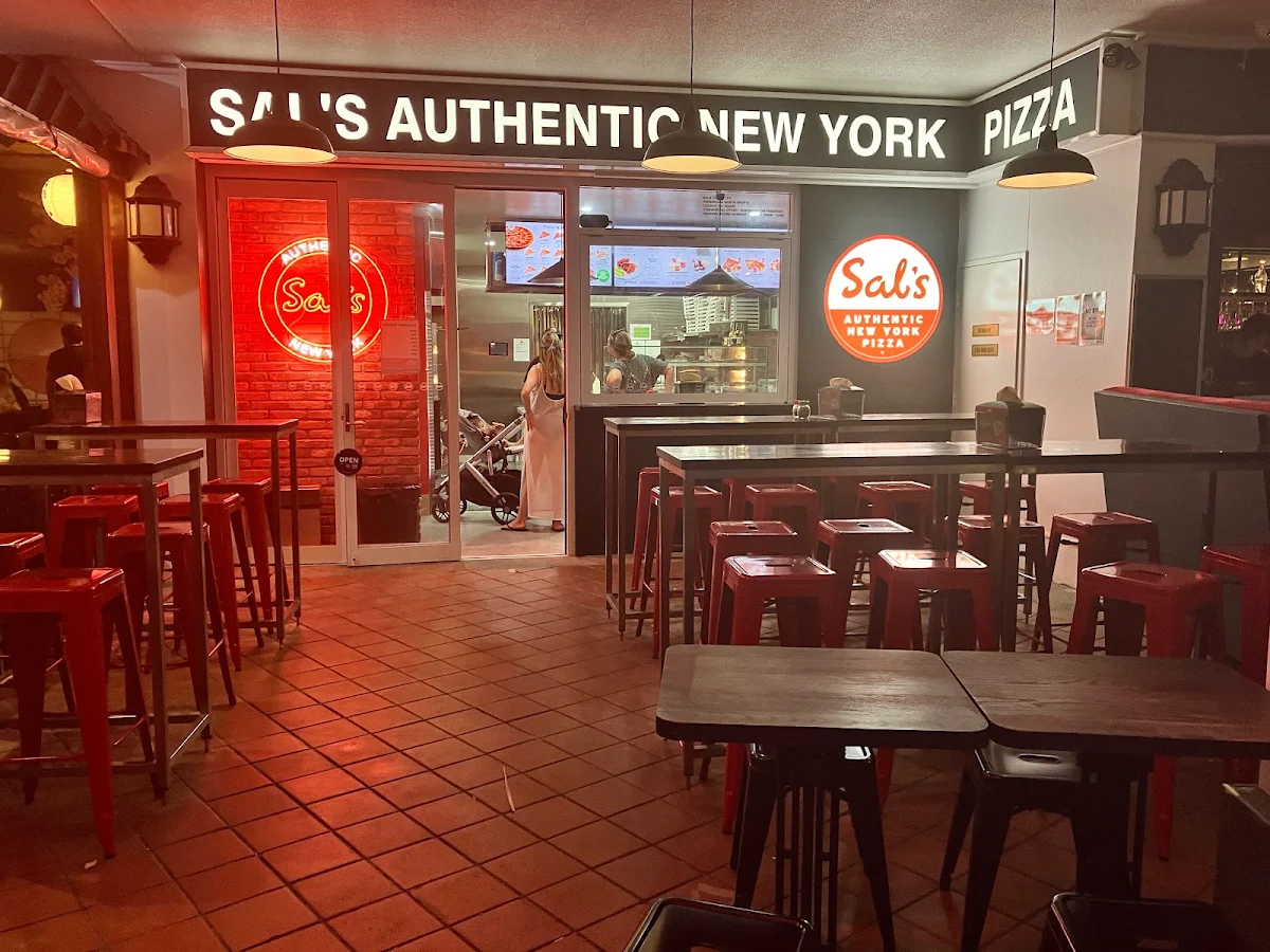 Vibe, Sal's Authentic New York Pizza - Broadbeach