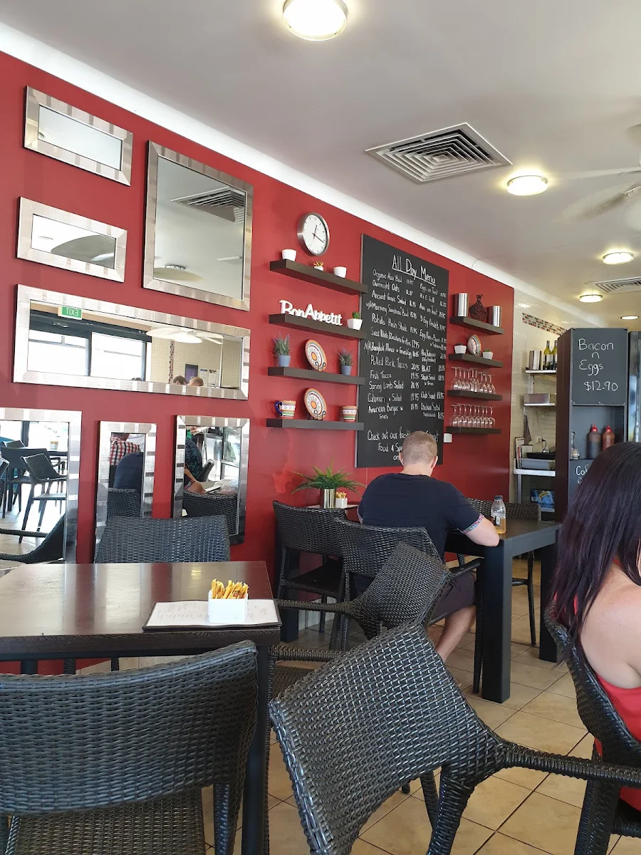 Vibe, Goodies Cafe & Catering