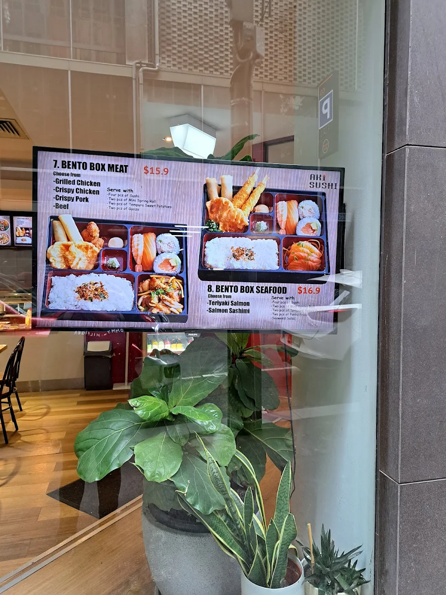 Menu, Aki Sushi