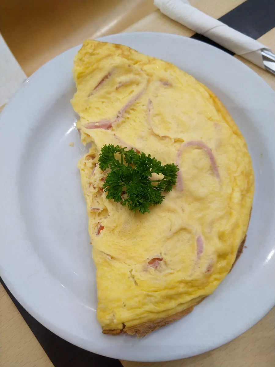 Food & drink, Redz Café