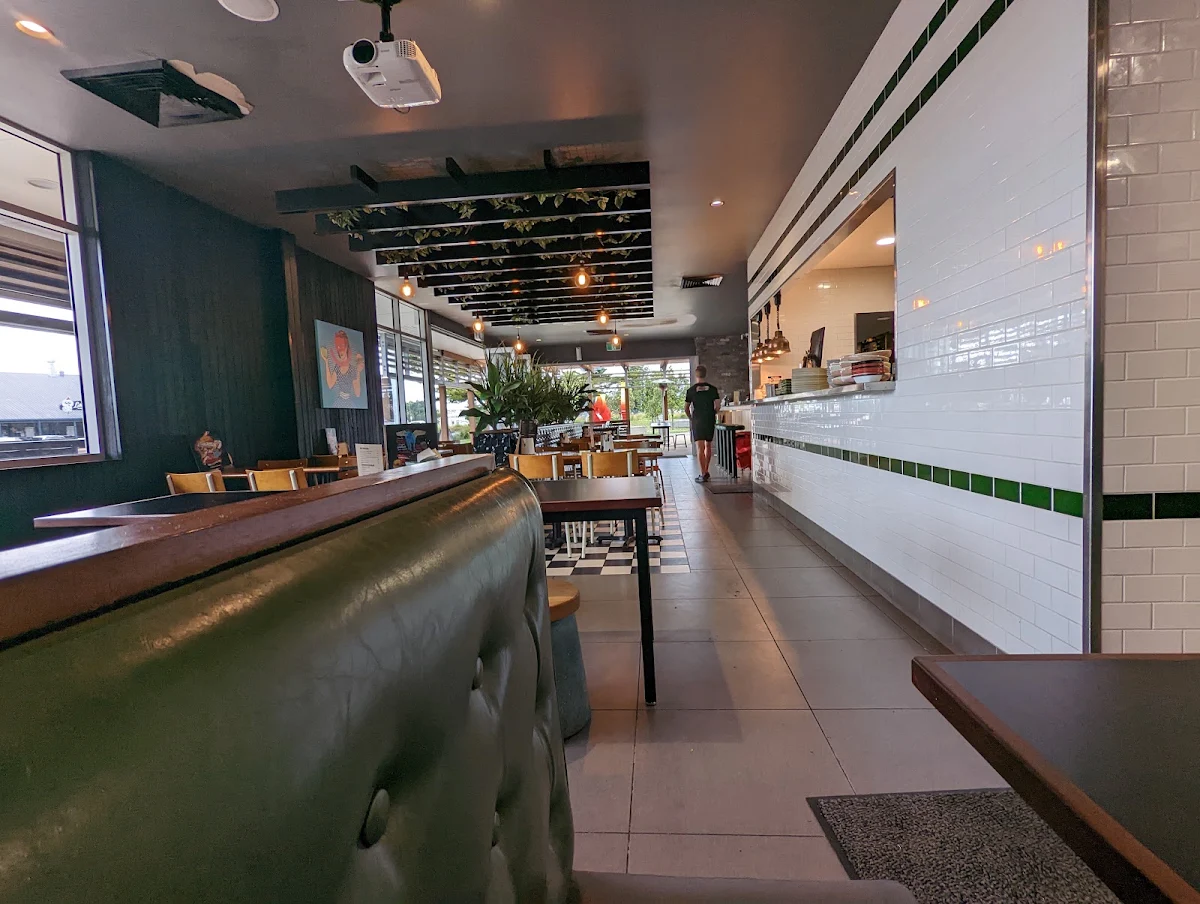 Vibe, Zambrero Port Macquarie