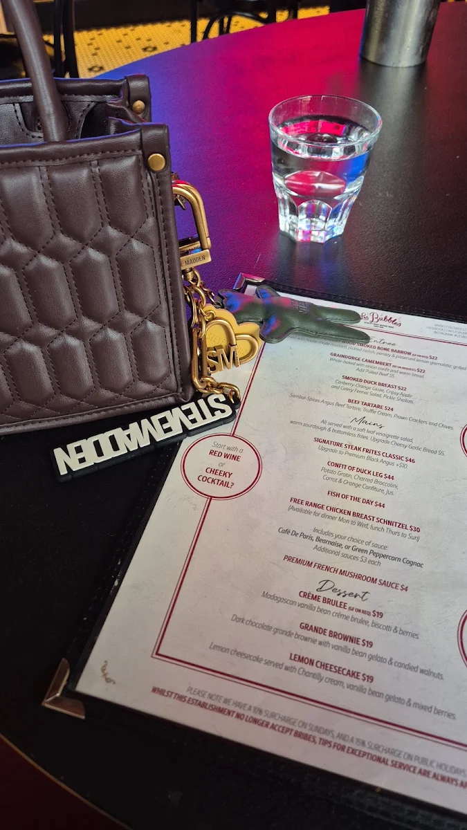 Menu, Les Bubbles Steakhouse