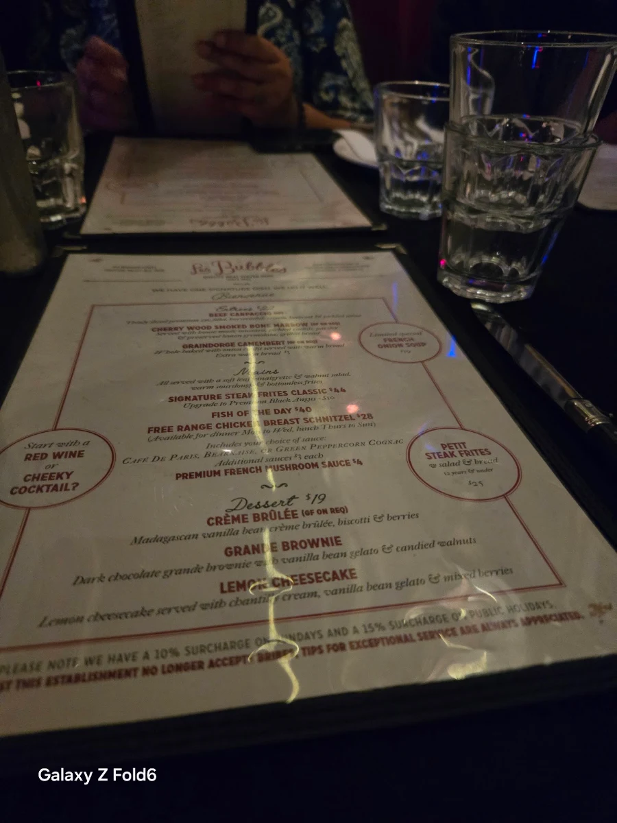 Menu, Les Bubbles Steakhouse