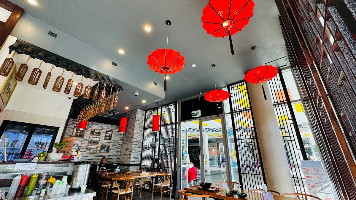Vibe, Fen Ku Rice Noodle Bar