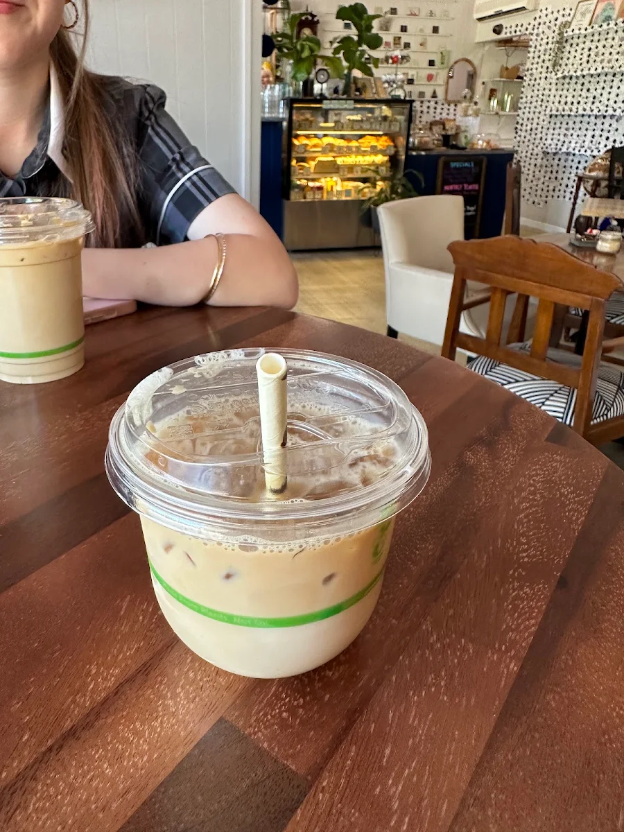 Food & drink, I Have Time Coffee Shop