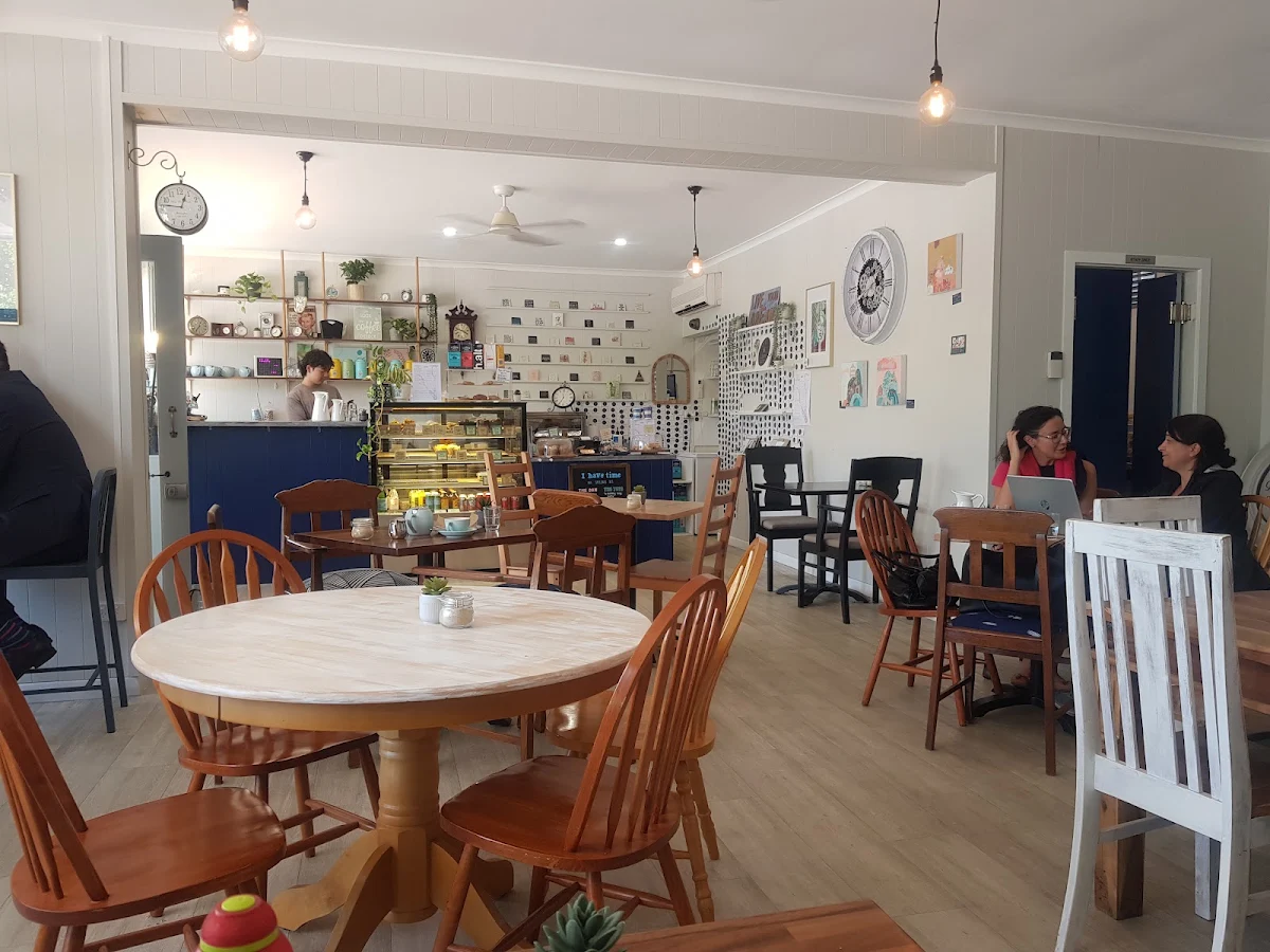 Vibe, I Have Time Coffee Shop