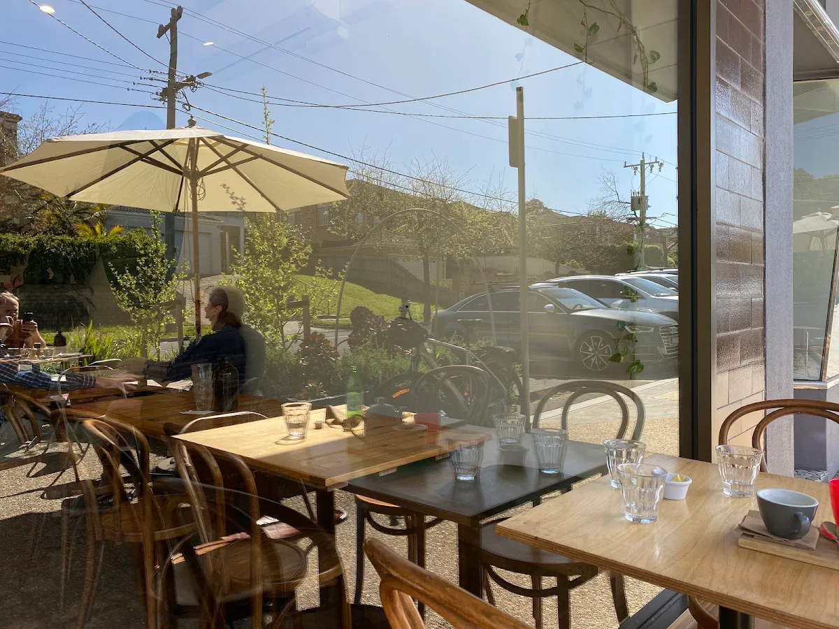 Vibe, Habitat Cafe