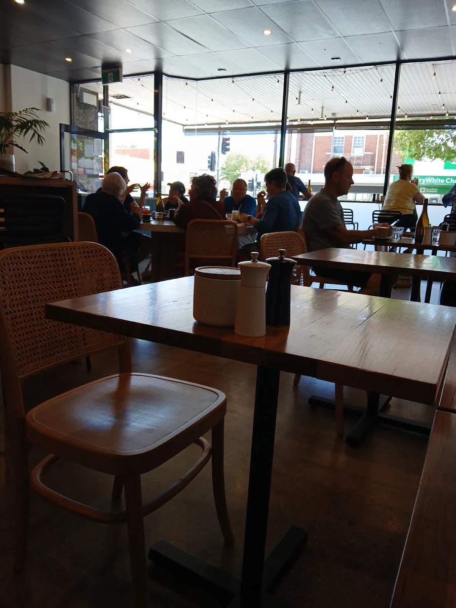 Vibe, The Merchant Benalla