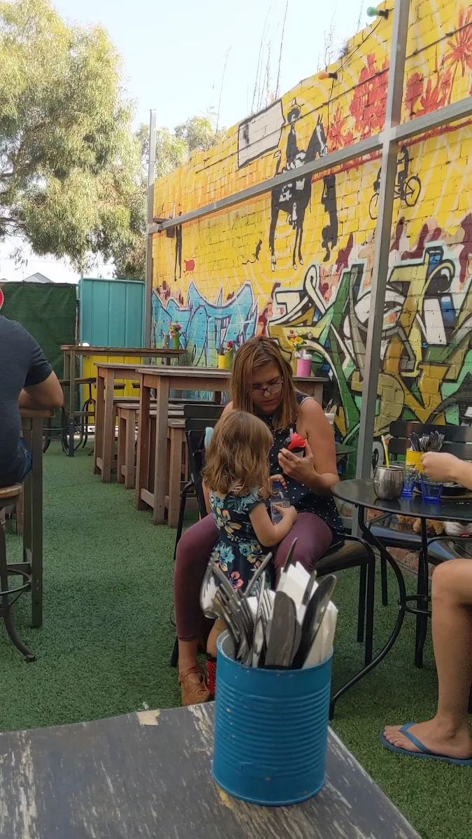 Vibe, Si Senor – Mexican Street Food & Bottomless Brunch Balaclava