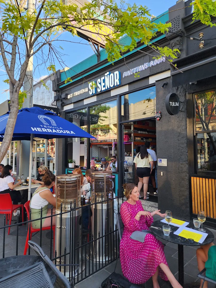 Vibe, Si Senor – Mexican Street Food & Bottomless Brunch Balaclava